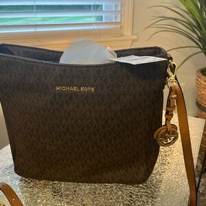 Michael Kors Jet Set MK signature crossbody